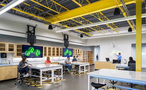 Makerspace Design, Maker Labs, Lab Ideas, Learn Science, Laboratory Design, Stem Lab, Campus Design, Innovation Lab, Innovation Centre