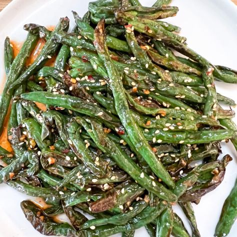 Air-Fried Green Beans w/ Kimchi Hot Honey Honey Green Beans, Air Fried Green Beans, Hot Honey Recipe, Korean Cucumber, Water Spinach, Fried Green Beans, Fried Green, Asian Sauce, Spinach Soup