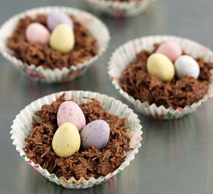 These easy chocolate nests are the perfect Easter treat. They're simple enough for kids to get involved and they need just three ingredients Easter Nests Recipe, Chocolate Cornflake Cakes, Easter Nest Cake, Cornflake Cake, Chocolate Nests, Easter Nests, Bbc Good Food, Easter Baking, Mini Eggs