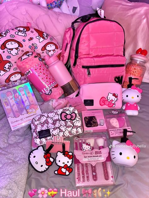 Paznokcie Hello Kitty, My Christmas List, Hello Kitty Room Decor, Hello Kitty Bedroom, Images Hello Kitty, Hello Kitty Gifts, Hello Kitty Merchandise, Hello Kitty Makeup, Kitty Clothes