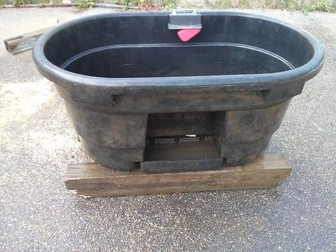 Hog waterer mod – Green Machine Farm Pig Water Trough, Hog Waterer, Pig Feeder, Pig Waterer, Raising Pigs, Pig Stuff, Pot Belly Pigs, Pig Pen, Pig House