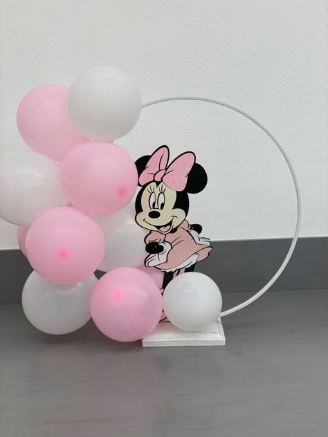 Minnie Mouse First Birthday Centerpieces, Minnie Mouse Table Centerpiece, Minnie Mouse Centerpieces Ideas, Minnie Mouse Centerpieces, Minnie Mouse Candle, Minnie Mouse Table, First Birthday Centerpieces, Nail Room Ideas, Minnie Mouse Birthday Party Decorations