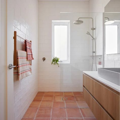 Terra Cotta Tile Bathroom Floor, Terracotta Shower Floor, Terra Cotta Floor Living Room, Bathrooms With Terracotta Floors, Terra Cotta Bathroom Floor, Terra Cotta Floor Kitchen, Bathroom Terracotta Floor, Terracotta Floor Bathroom, Terra Cotta Bathroom