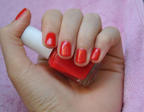 Essie Lollipop | by jangsty Essie Lollipop, Essie, Lollipop, Natural Light