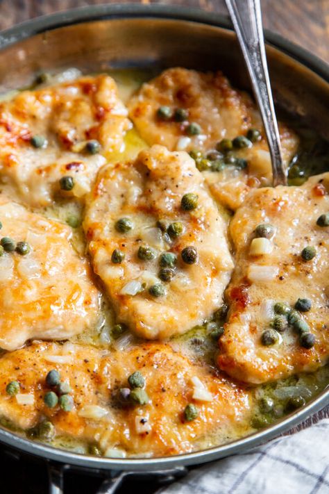 Lemon Chicken Piccata, Whole30 Keto, Paleo Low Carb, One Skillet, Chicken Piccata, The Leftovers, Recipe 30, Lemon Chicken, Whole 30 Recipes