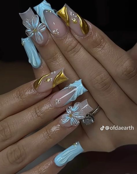 Bumpy Nails Texture, Flower On Nails Acrylic, Fun Nails Square, Nails For Puerto Rico Trip, Blue Gold Nails, Nail Flowers, Gold Acrylic Nails, Acrylic Ideas, Spring Acrylic Nails