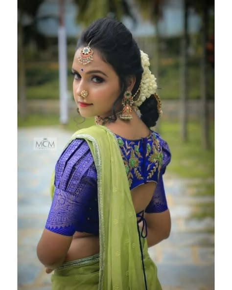 Closed Neck Blouse Designs, High Neck Blouse Designs, Blouse Designs For Silk Sarees, Latest Saree Blouse Designs, Neck Blouse Designs, Latest Saree Blouse, Blouse Designs High Neck, Blouse Designs Catalogue, Blouse Ideas