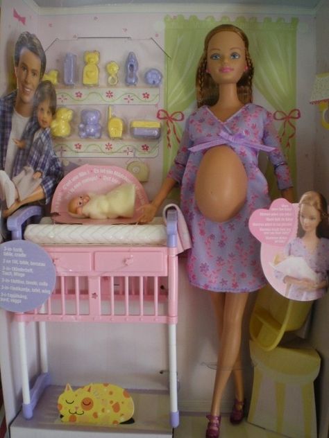 Barbie has never been pregnant (only her best friend Midge has). | 18 Surprising Things You Don't Know About Barbie Barbie Dolls Pregnant, Pregnant Barbie, Real Barbie, Im A Barbie Girl, Barbie Toys, Barbie I, Barbie Furniture, Barbie Friends, Childhood Toys