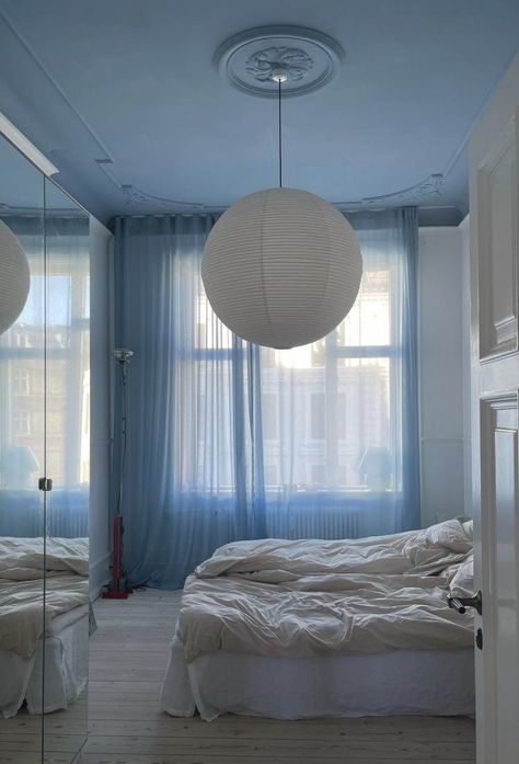 All Blue Room Bedrooms, All Blue Bedroom, Blue Wall Room Ideas, Blue Bedroom Ceiling, Bedroom Interior Blue, Home Decor Ideas Blue, Room Inspo Blue, Blue Ceiling Bedroom, Blue Wall Bedroom