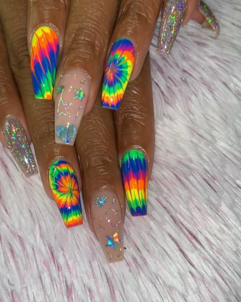 Tabytha on Instagram: “Trippy mayne...Holographic stars/hearts from @daily_charme! Also: THERE IS NO VIDEO! 😂😂😂” Tie Dye Nails Acrylic, Tie Dye Nail Designs, Rasta Nails, Rave Nails, Rainbow Nails Design, Long Nail Art, Hippie Nails, Tie Dye Nails, Lavender Nails