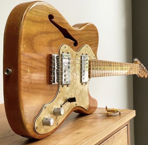 Fender Thinline, Fender Esquire, Fender Tele, Telecaster Thinline, Telecaster Guitar, Fender Stratocaster, Fender Telecaster, Fender Guitars, Les Paul