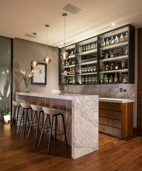 GLR Arquitectos Designs the Dreamy ER House in Monterrey, Mexico - Design Milk Modern Home Bar Designs, Cocktail Room, Bar Counter Design, Bar Mini, Home Bar Rooms, Modern Home Bar, South Street, Bar In Casa, Basement Bar Designs