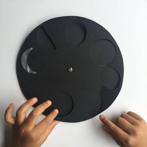 Moon Phase Project, Moon Phases Activities, Cycles Of The Moon, Moon Activities, Moon Phases Art, Solar System Projects, Moon Projects, Moon Crafts, Space Activities