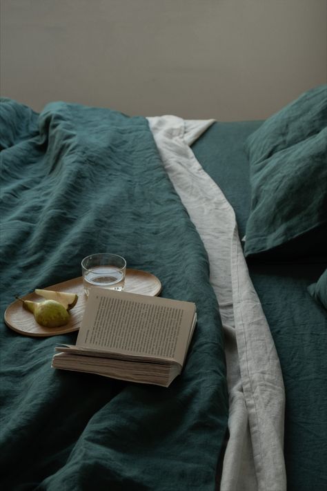 Every time you sleep, the linen becomes softer and more beautiful. Try it, you will be just as obsessed as we are. Emerald Green Duvet Cover Bedroom Ideas, Emerald Green Duvet Cover, Emerld Green Bedding, Emerald Green Sheets, Emerald Green Bedding, Dark Green Linen Bedding, Emerlad Green Bedding, Linen Duvet Cover, Emerald Green Color