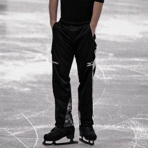 Skate Boy Aesthetic, Ivan Lukov, Skater Guy, Lukov With Love, From Lukov With Love, Skate Boy, Muka Lelaki, Marauders Dr, Male Figure Skaters