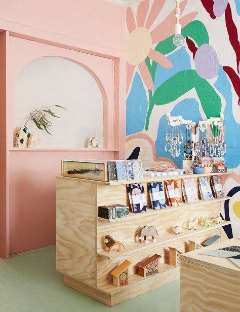 Gift Store Boutique, Retail Store Inspiration, Fun Retail Design, Baby Store Interior Design, Fun Store Design, Fun Boutique Ideas, Colorful Store Design, Store Ideas Design, Cute Store Interior