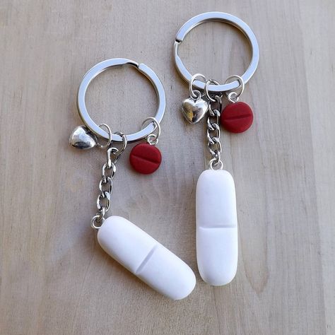 Clay keychain diy