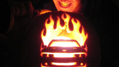 Car-themed stencils to get your pumpkin carving on - Autoblog Carving Pumpkin Ideas, Car Pumpkin, Pumpkin Carving Patterns Free, Carved Pumpkins, Pumpkin Carving Patterns, Pumpkin Carvings, Pumpkin Carving Ideas, Car Themes, Carving Patterns