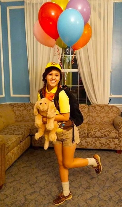 Russell from Up | 29 Magical Costumes Every Disney Fan Will Want Disfraz Up, Russell From Up, Russel Up, Office Halloween, Halloween Office, Costume Disney, Halloween Coustumes, Fest Outfits, Holloween Costume