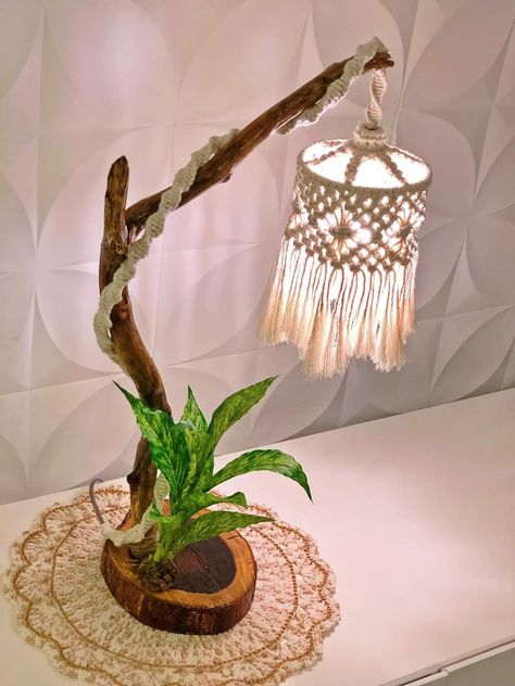 Macrame And Wood Plant Hanger, Macrame Desk Decor, 1mm Macrame Projects, Macrame Lamp Diy, Macrame Floor Lamp, Macrame Lampshade Diy, Beaded Lampshade Diy, Macrame Lamps, Lamp Macrame