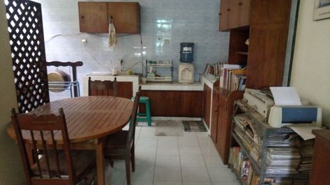 Dapur AMT Kafe dan Ruang Makan Corner Desk, Desk, Furniture, Quick Saves, Home Decor, Home Décor