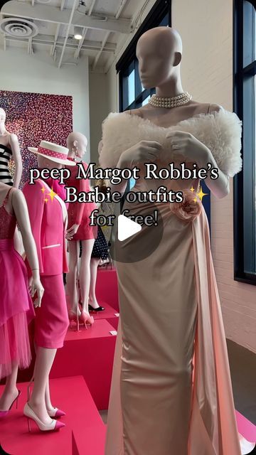 Carpet Looks, Barbie Movie, Barbie Movies, Margot Robbie, Red Carpet Looks, Roman Empire, Barbie Clothes, Barbie Fashion, Red Carpet