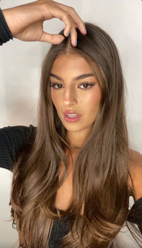 Warm Brown Hair, Wedding Hair Colors, Rambut Brunette, Dark Blonde Hair Color, Honey Brown Hair, Brown Hair Looks, Brown Hair Inspo, Inspo Instagram, Haircut And Color