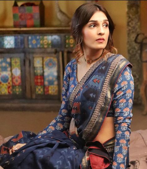 Shiny Doshi, Disney Princess Frozen, Indian Actress Hot Pics, Indian Fashion Dresses, Beauty Queens, Indian Fashion, Follow Me, Fashion Dresses, Saree