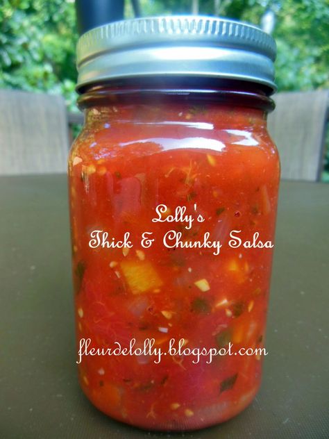 Thick Salsa Recipe, Tomato Salsa Canning, Homemade Canned Salsa, Homemade Chunky Salsa, Garden Salsa Recipe, Chunky Salsa Recipe, Canned Salsa Recipes, Best Salsa Recipe, Salsa Canning Recipes