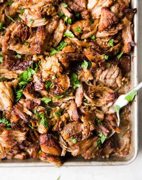 63 Big-Batch Dishes & Recipes to Feed a Crowd - PureWow Easy Large Meals Parties, Large Crockpot Meals Families, Easy Dinner Large Group, Cooking For 30 People, Dinners To Feed A Crowd Large Families, Meal For 15 People, Meal For Big Group, Good Meals For Large Groups, Large Dinners For A Crowd