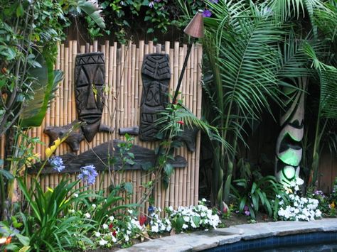 Tiki party decor Tiki Masks, Tiki Decor, Tropical Backyard, Tiki Lounge, Tiki Art, Tiki Mask, Backyard Bar, Vintage Tiki, Tiki Hut