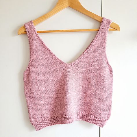 PROJECTS Two Summer Tops Knitted Tank Top Pattern Free, Knit Tank Pattern, Knit Tank Top Pattern, Tank Pattern, Tank Top Pattern, Sport Weight Yarn, Knit Tank Top, Summer Knitting, Top Tank