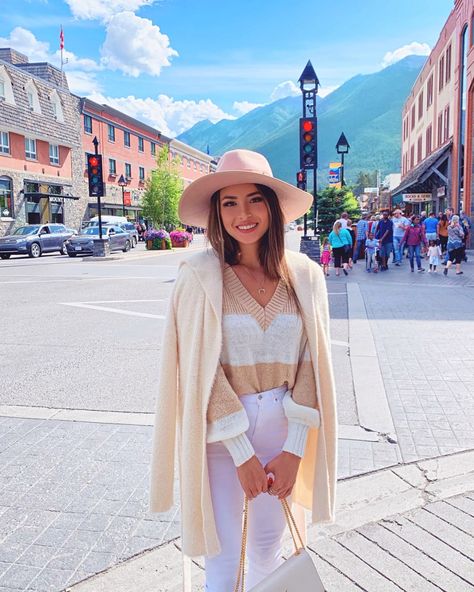 Fairmont Lake Louise, Banff Travel, Hapa Time, Lake Louise Banff, Fairmont Chateau Lake Louise, Jessica Ricks, Chateau Lake Louise, Brixton Hat, Area Models