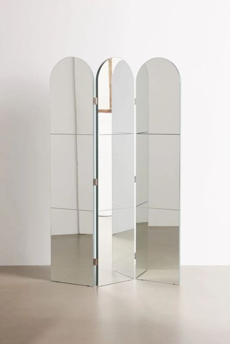 The Mirrored Furniture Trend Will Make Your Small Space Instantly Look Bigger | Apartment Therapy Mirror Room Divider, Mirror Furniture, Stand Feria, Mini Store, Room Divider Screen, Divider Screen, Home Decor Idea, Small Space Design, Southern Homes