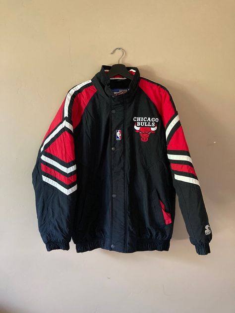 Chicago Bulls Ropa, Chicago Bulls Outfit, Chicago Bulls Jacket, Bulls Jacket, Basketball Jersey Outfit, Chicago Bulls Hoodie, Chicago Bulls Sweatshirt, Varsity Jacket Outfit, Vintage Varsity Jacket