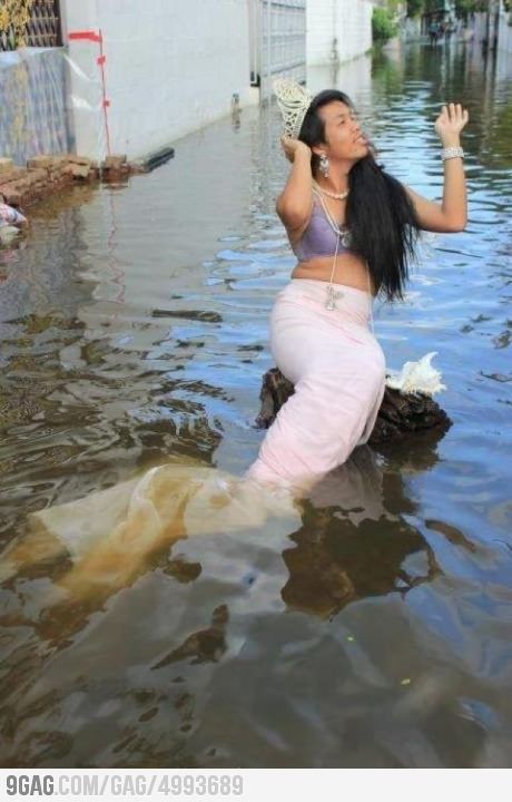 Meanwhile in the Philippines. **I told, it's more fun in the philippines :)) Mermaid Meme, Philippines Culture, Filipino Memes, Filipino Funny, Filipino Culture, Exo Funny, Meme Pictures, New Memes, Funny Photos