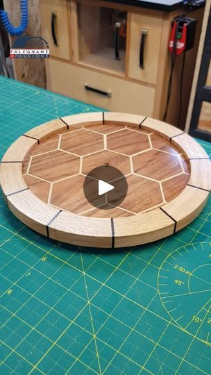 Clock Design Ideas Creative, Creative Wall Clock Design, Garden Extension, Wood Clock Design, Clock Design Ideas, Creative Woodworking, Wall Clock Design, Wood Clocks, Creative Wall