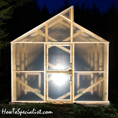 10x20 Greenhouse, Simple Greenhouse, Greenhouse Diy, Winter Container Gardening, Diy Greenhouse Plans, Veggie Gardens, Hobby Greenhouse, Greenhouse Shed, Walk In Greenhouse