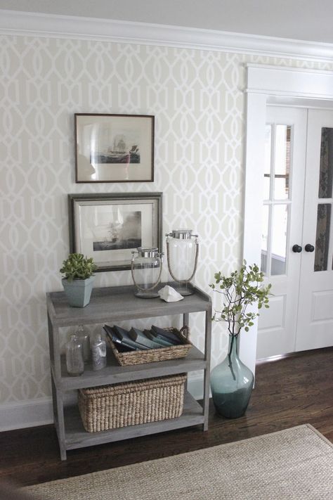 design indulgence: BEFORE AND AFTER PART 2 Hallway Wallpaper Ideas, Hallway Wallpaper, Kitchen Decorating, Wallpaper Decor, Room Remodeling, Wallpaper Living Room, Room Wallpaper, Style At Home, Hallway Decorating