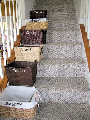 Stair baskets to organize clutter - at end of day they have to put everything in their basket away or else it's taken ransom! Staircase Basket Ideas, Diy Stair Basket, Crochet Stair Basket, Basket For Stairs, Stairs Basket, Stair Organization Baskets, Stair Basket, Home Day Care, Clutter Organization