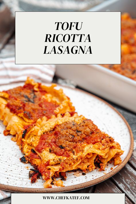 A surprisingly light and fresh vegan lasagna, this Tofu Ricotta Lasagna is bursting with layers of flavor. Made with a fluffy, herby tofu ricotta and aromatic, veggie-packed sauce, this lasagna is a crowd pleaser! Tofu Lasagna, Ricotta Lasagna, Ricotta Sauce, Vegan Italian Recipes, Tofu Ricotta, Vegan Lasagna, Vegan Italian, Vegan Parmesan, Lasagna Recipe