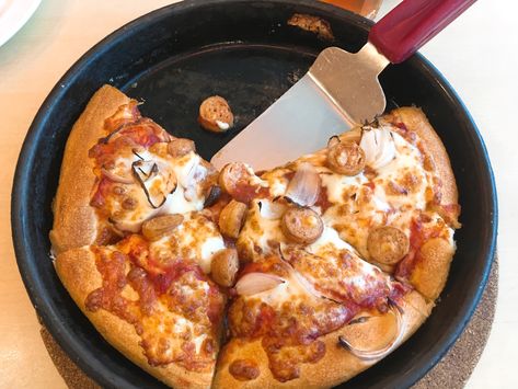 Very cheesy and soft. Go ahead the cheese lovers 👍🏻 I had this from Pizza Hut @lulumall kochi Lulumall Kochi, Sausage Pizza, Cheese Lover, Pizza Hut, Kochi, Go Ahead, Onions, Pizza, Cheese