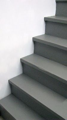 Paint your unfinished stairs with Behr Porch and Patio Floor Paint in slate gray Basement Steps Ideas, Grey Painted Stairs, Staircase Redo, Stairs Painted, Gray Basement, Basement Steps, Garage Stairs, House Basement, Porch And Patio