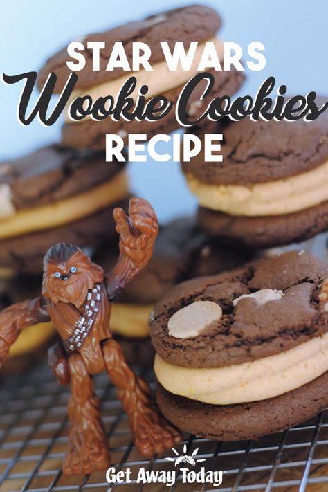 Star Wars Wookie Cookies Recipe || Get Away Today Star Wars Dessert, Star Wars Wookie, Wookie Cookies, Chocolate Covered Bacon, Disney Baking, Disney Inspired Recipes, Disney Inspired Food, Disney Dishes, Star Wars Food