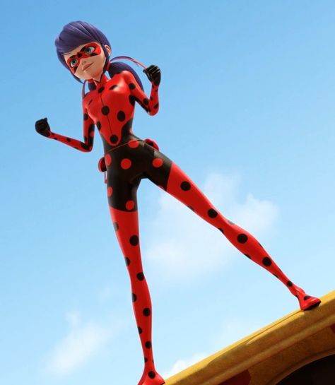 Ladybug New Suit, Ladybug Suit, Ladybug Photos, Mlb Marinette, Cat Walker, Miraculous Wallpaper, Miraculous Ladybug Funny, Ladybug Comics, Cartoon Outfits