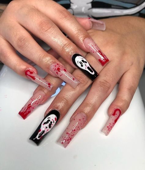 Scary Halloween Nails Design, Scary Nails, Horror Nails, Holloween Nails, Halloween Acrylic Nails, Cute Halloween Nails, Nails Halloween, Unique Acrylic Nails, Bling Acrylic Nails