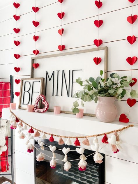 Vday Decor, Valentine's Day Decorations, Diy Valentine's Day Decorations, Valentinstag Party, Valentines Sign, Diy Valentines Decorations, Valentine Theme, Diy Valentine, My Funny Valentine