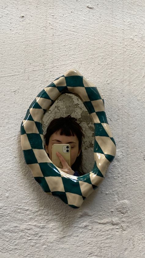 Home Decoration Handmade, Ceramics Wall Art, Ceramic Art Aesthetic, Aesthetic Ceramic Art, Useful Ceramics Ideas, Ceramic Mirror Frame, Pottery Mirror, Ceramics Aesthetic, Ceramic Art Handmade