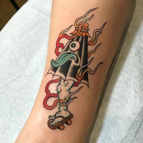 Kasa Obake Yokai, Japanese Flames Tattoo Design, Japanese Folklore Tattoo, Kappa Tattoo Japanese, Yokai Tattoo Design, Kasa Obake Tattoo, Japanese Ghost Tattoo, Japanese Yokai Tattoo, Umbrella Yokai