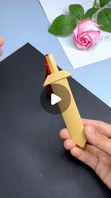 How To Make Swords Out Of Paper, Paper Swords Craft, Crown Crafts, Paper Crowns, Camp Ideas, Crafts Paper, Cards Scrapbooking, Paper Packaging, Origami Art